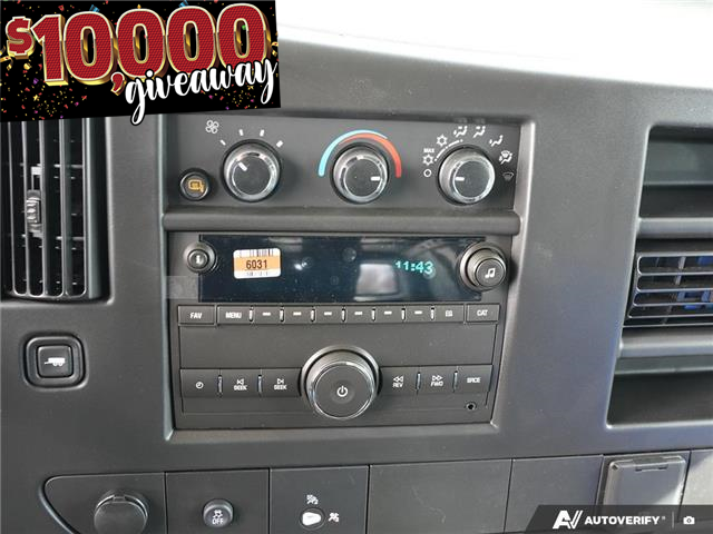 2026 Chevrolet Express 3500 Work Van (Stk: 42855) in Georgetown - Image 25 of 28