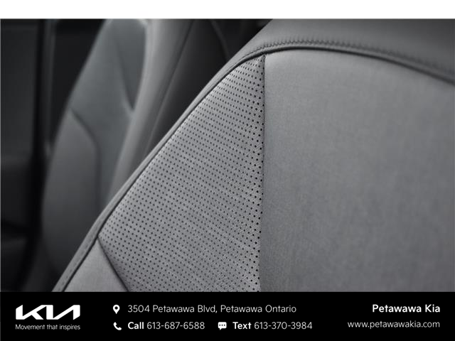 2026 Kia Niro SX (Stk: K26053) in Petawawa - Image 18 of 30
