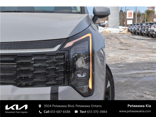2026 Kia Sportage EX Premium w/Black Interior (Stk: K26100) in Petawawa - Image 2 of 30