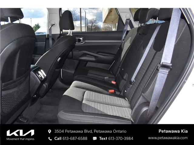 2024 Kia Sorento 2.5L LX (Stk: KP0799) in Petawawa - Image 18 of 30