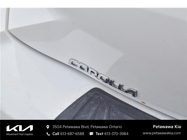 2019 Toyota Corolla Hatchback Base (Stk: K26049B) in Petawawa - Image 7 of 30