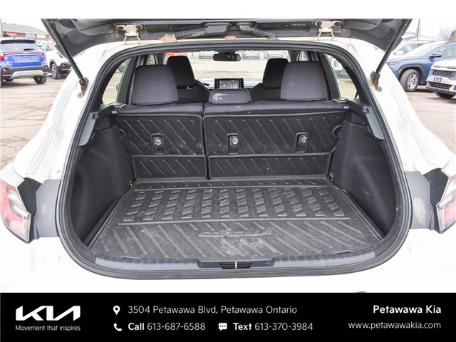 2019 Toyota Corolla Hatchback Base (Stk: K26049B) in Petawawa - Image 10 of 30