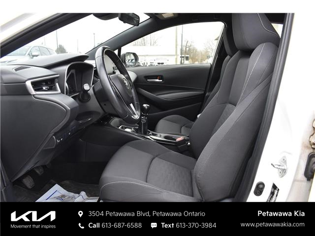 2019 Toyota Corolla Hatchback Base (Stk: K26049B) in Petawawa - Image 17 of 30