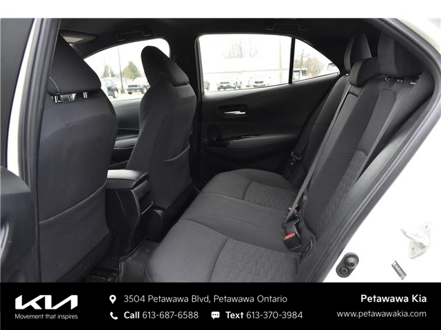 2019 Toyota Corolla Hatchback Base (Stk: K26049B) in Petawawa - Image 19 of 30