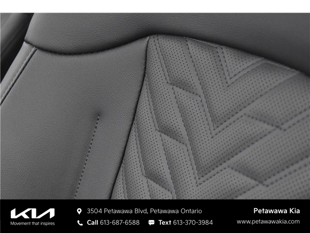 2026 Kia Sportage X-Line Limited w/Black Interior (Stk: K26112) in Petawawa - Image 16 of 30