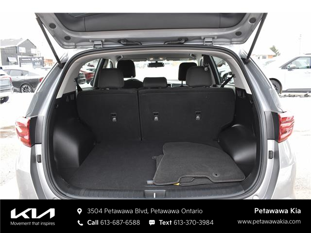 2022 Kia Sportage LX Nightsky Edition (Stk: K26141A) in Petawawa - Image 9 of 30