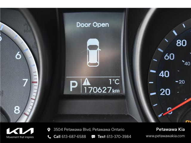 2016 Hyundai Santa Fe Sport 2.4 Premium (Stk: K26119A) in Petawawa - Image 2 of 7