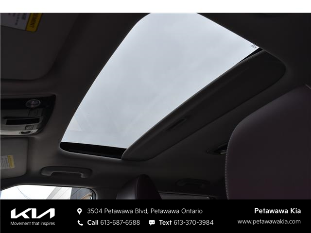 2022 Kia Seltos SX Turbo w/Burgundy Interior (Stk: K26142A) in Petawawa - Image 13 of 30