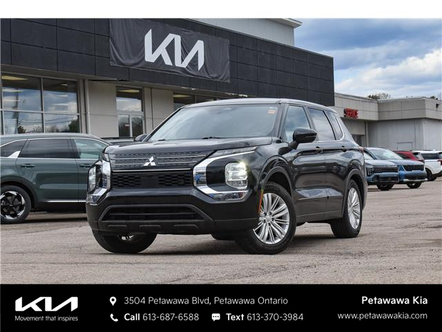 2022 Mitsubishi Outlander ES (Stk: K26155A) in Petawawa - Image 1 of 30 2022 Mitsubishi Outlander ES (Stk: K26155A) in Petawawa - Image 1 of 30