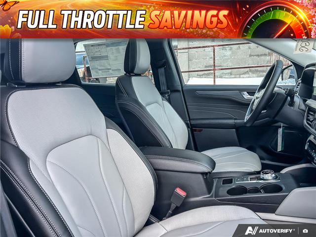 2026 Ford Escape PHEV (Stk: 260036) in Hamilton - Image 18 of 21