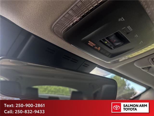 2026 Toyota Prius Plug-In Hybrid XSE (Stk: SATPP057494) in Salmon Arm - Image 21 of 25