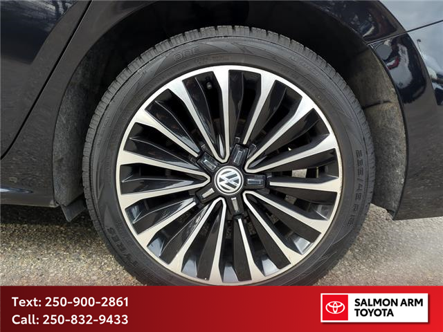 2022 Volkswagen Passat 2.0T LIMITED EDITION (Stk: S02383P) in Salmon Arm - Image 6 of 25