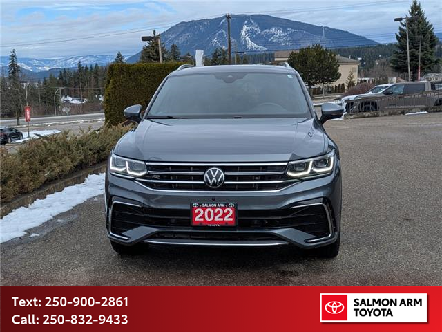 2022 Volkswagen Tiguan Highline R-Line (Stk: S98232P) in Salmon Arm - Image 2 of 24