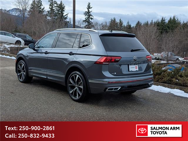 2022 Volkswagen Tiguan Highline R-Line (Stk: S98232P) in Salmon Arm - Image 4 of 24