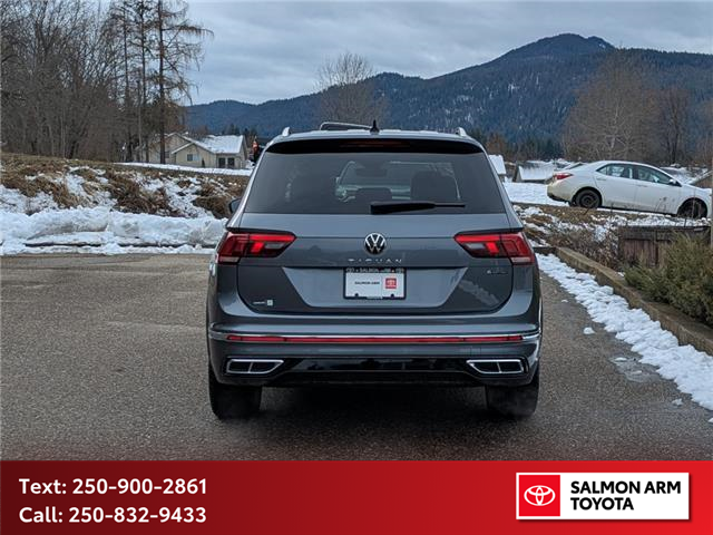 2022 Volkswagen Tiguan Highline R-Line (Stk: S98232P) in Salmon Arm - Image 5 of 24