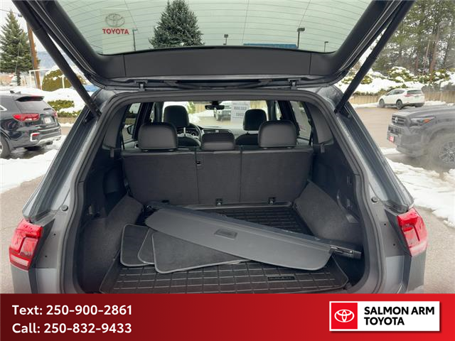2022 Volkswagen Tiguan Highline R-Line (Stk: S98232P) in Salmon Arm - Image 12 of 24