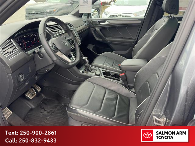 2022 Volkswagen Tiguan Highline R-Line (Stk: S98232P) in Salmon Arm - Image 13 of 24