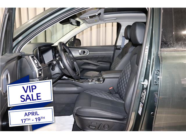 2023 Kia Sorento 2.5T SX w/Black Leather (Stk: 25281) in Edmonton - Image 10 of 26