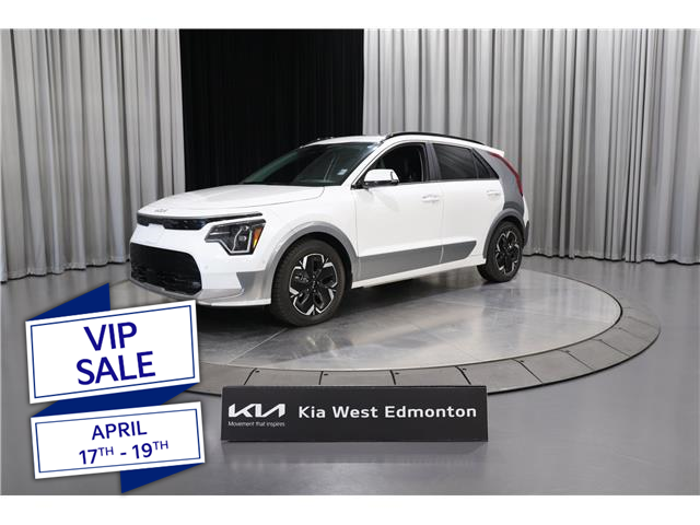 2023 Kia Niro EV Limited w/Snow White Pearl & Grey Exterior (Stk: 24771) in Edmonton - Image 3 of 30