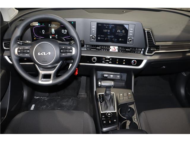 2024 Kia Sportage LX (Stk: 25240) in Edmonton - Image 9 of 18