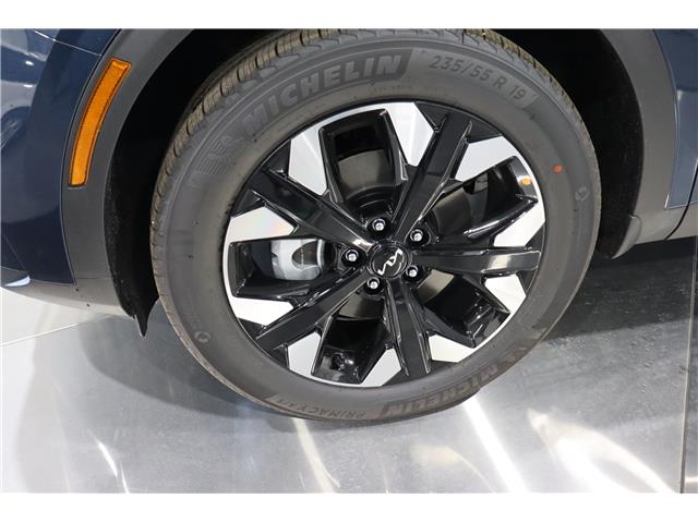 2023 Kia Sportage X-Line Limited w/Black Interior (Stk: 24934) in Edmonton - Image 9 of 28