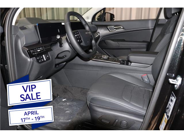 2026 Kia Sportage Hybrid SX w/Black Interior (Stk: 27020) in Edmonton - Image 13 of 32