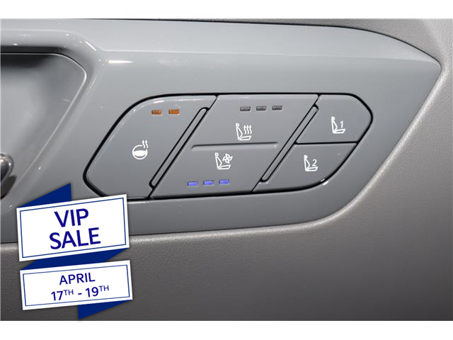 2026 Kia EV9 Land w/Premium Package (Stk: 27001) in Edmonton - Image 16 of 28
