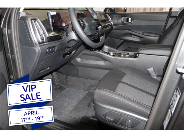 2026 Kia Sorento Plug-In Hybrid LX (Stk: 27121) in Edmonton - Image 11 of 25