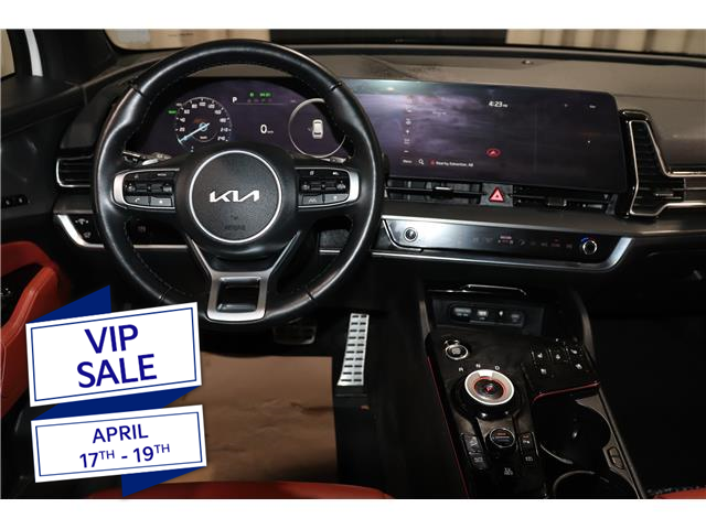 2024 Kia Sportage Plug-In Hybrid SX w/Red Interior (Stk: 26396A) in Edmonton - Image 14 of 31