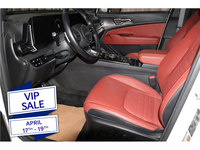 2024 Kia Sportage Plug-In Hybrid SX w/Red Interior (Stk: 26396A) in Edmonton - Image 11 of 31