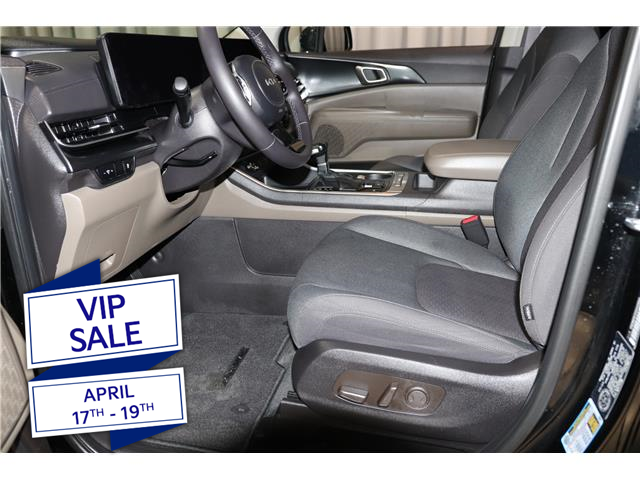 2026 Kia Carnival Hybrid LX+ (Stk: 27104) in Edmonton - Image 9 of 23