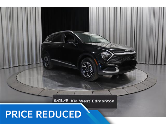 2024 Kia Sportage LX (Stk: 25011 ) in Edmonton - Image 1 of 18