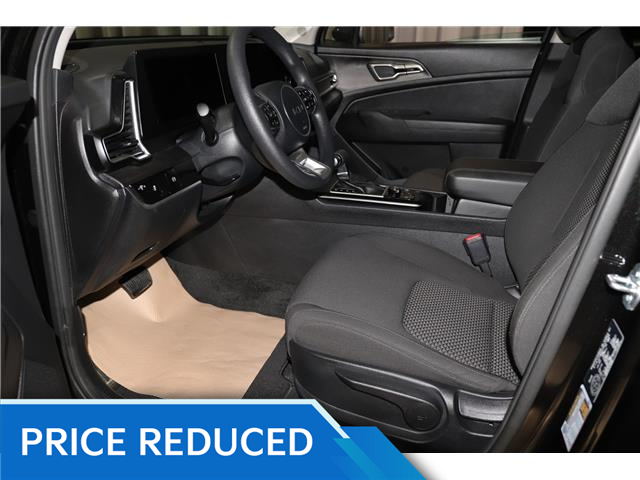 2024 Kia Sportage LX (Stk: 25011 ) in Edmonton - Image 9 of 18