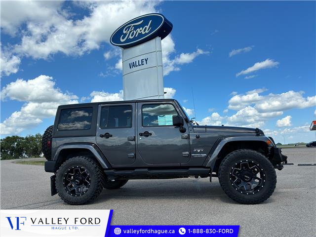 2018 Jeep Wrangler JK Unlimited Sahara (Stk: U47600) in Hague - Image 1 of 14