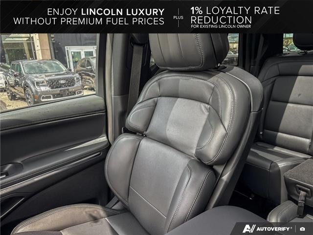 2025 Lincoln Navigator Reserve (Stk: OFLD5N016) in Oakville - Image 19 of 28