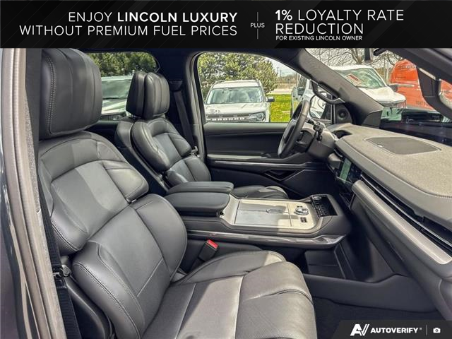 2025 Lincoln Navigator Reserve (Stk: OFLD5N016) in Oakville - Image 21 of 28