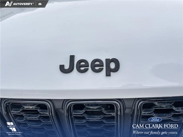 2025 Jeep Grand Cherokee Laredo (Stk: P7008) in Olds - Image 9 of 25