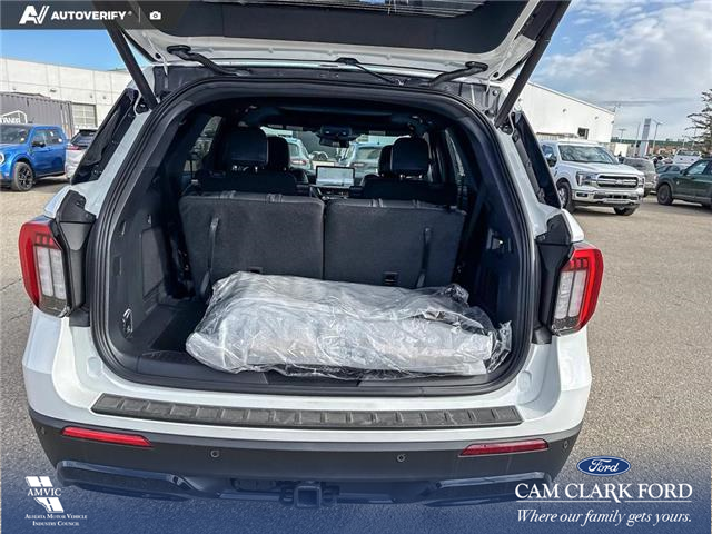 2026 Ford Explorer ST-Line (Stk: 26S5378) in Red Deer - Image 12 of 25