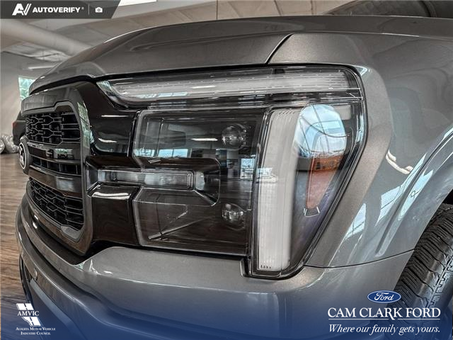 2025 Ford F-150 Lariat (Stk: P14988) in Airdrie - Image 8 of 25