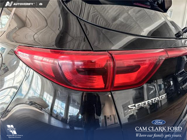 2017 Kia Sportage LX (Stk: P15141) in Airdrie - Image 11 of 25