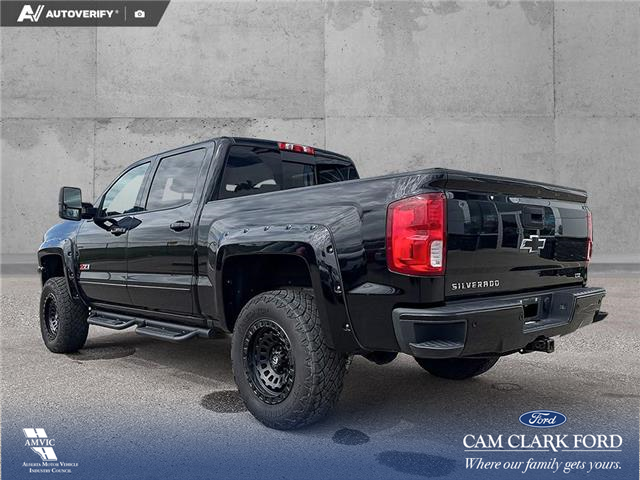 2018 Chevrolet Silverado 1500 2LZ (Stk: P1240) in Innisfail - Image 4 of 21