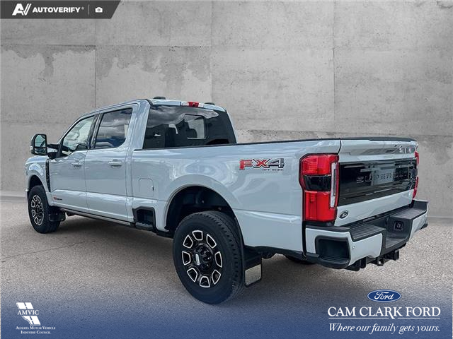 2025 Ford F-350 Platinum (Stk: P7071) in Olds - Image 4 of 25