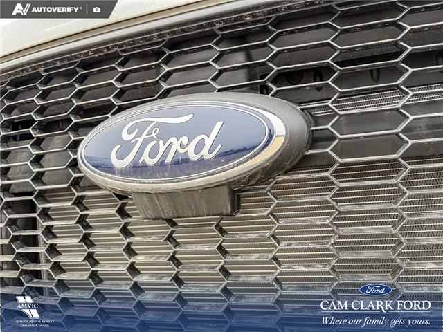 2025 Ford Transit-150 Cargo Base (Stk: 25AT1812) in Airdrie - Image 9 of 25