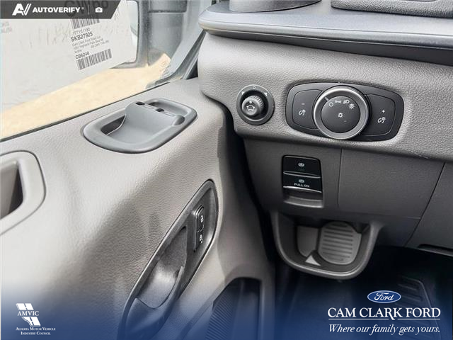 2025 Ford Transit-150 Cargo Base (Stk: 25AT1812) in Airdrie - Image 17 of 25