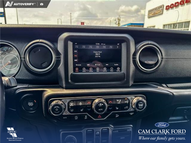 2020 Jeep Wrangler Unlimited Sahara (Stk: P1259) in Innisfail - Image 13 of 19