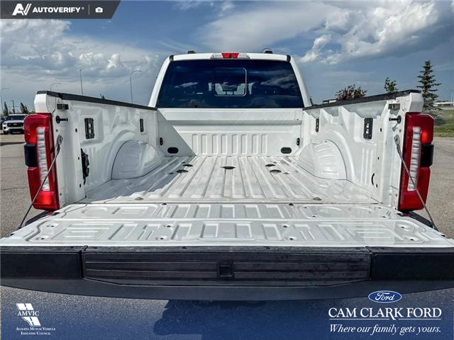 2026 Ford F-350 King Ranch (Stk: P15282) in Airdrie - Image 12 of 25