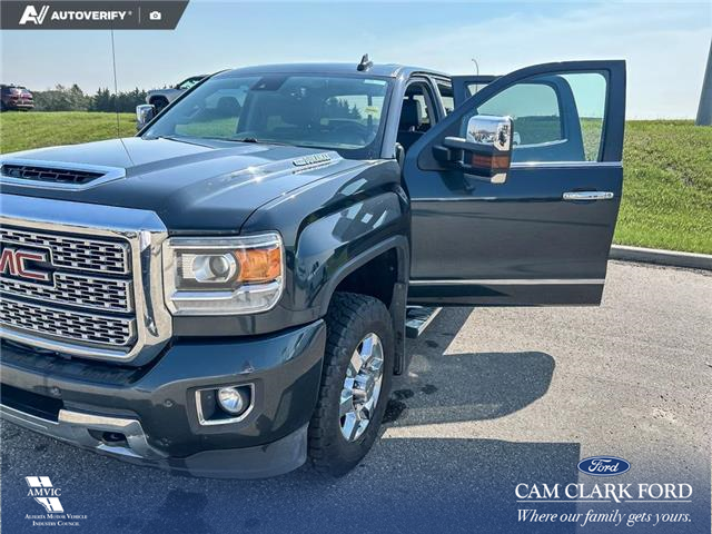 2018 GMC Sierra 3500HD Denali (Stk: P1276) in Innisfail - Image 18 of 22