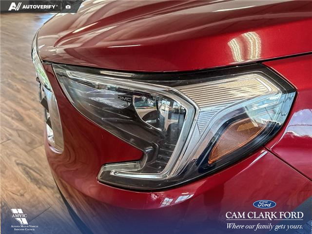 2021 GMC Terrain SLE (Stk: P15305) in Airdrie - Image 8 of 25