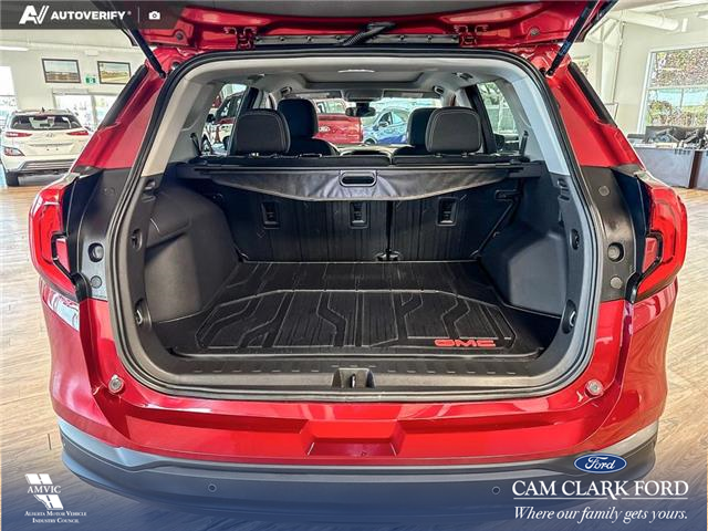 2021 GMC Terrain SLE (Stk: P15305) in Airdrie - Image 12 of 25