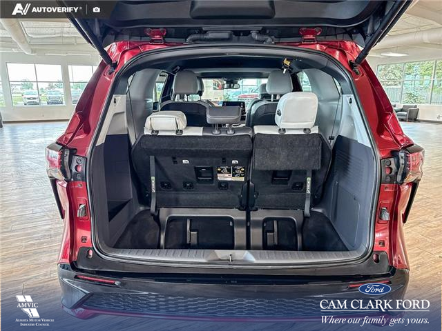 2024 Toyota Sienna XSE 7-Passenger (Stk: P15275) in Airdrie - Image 12 of 25